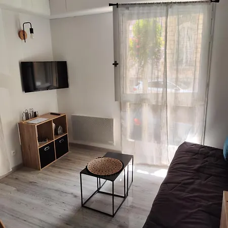 Plein Centre Apartament *